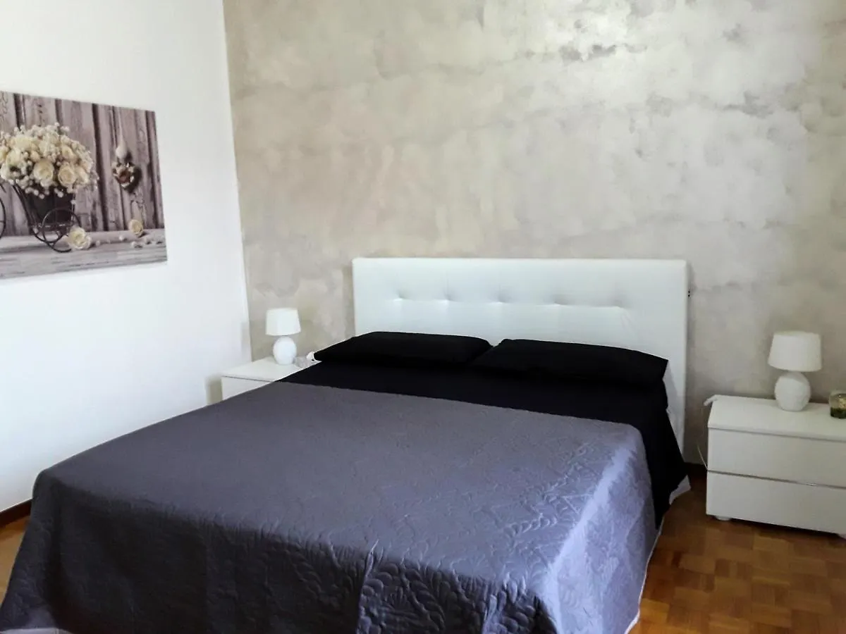 B&B La Rosa Gialla Maranello Bed & Breakfast